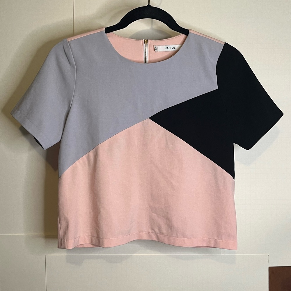 Jaspal Women’s Size XS Short Sleeve Colorblock Crop Top Made in Japan